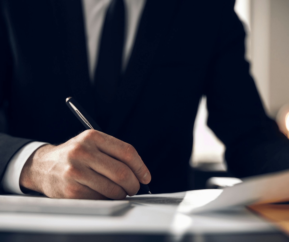 Сase: Launching an Oil‑Trading Company in the UAE